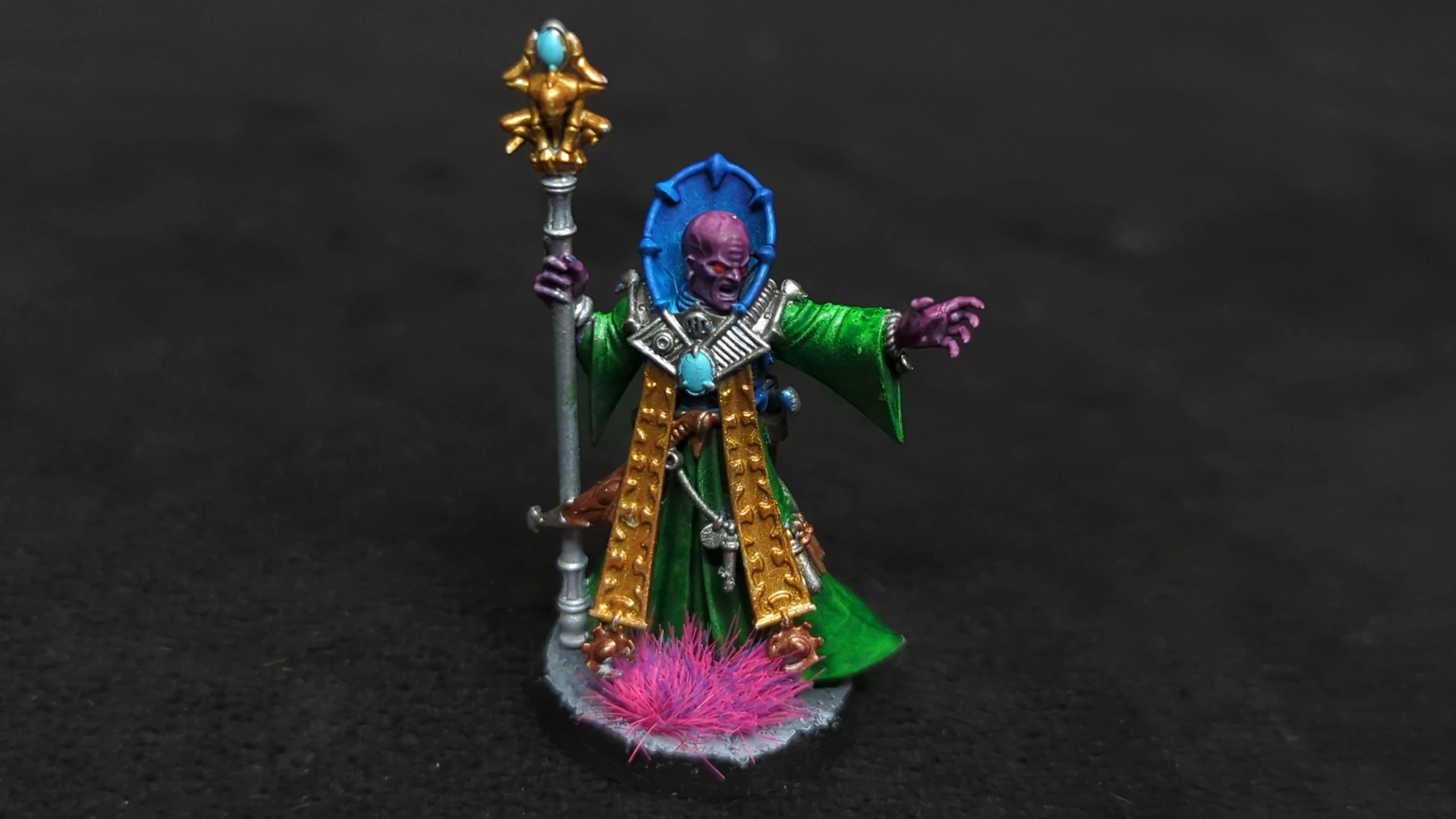 Warhammer 40k Genestealer Cults Magus x1 Painted