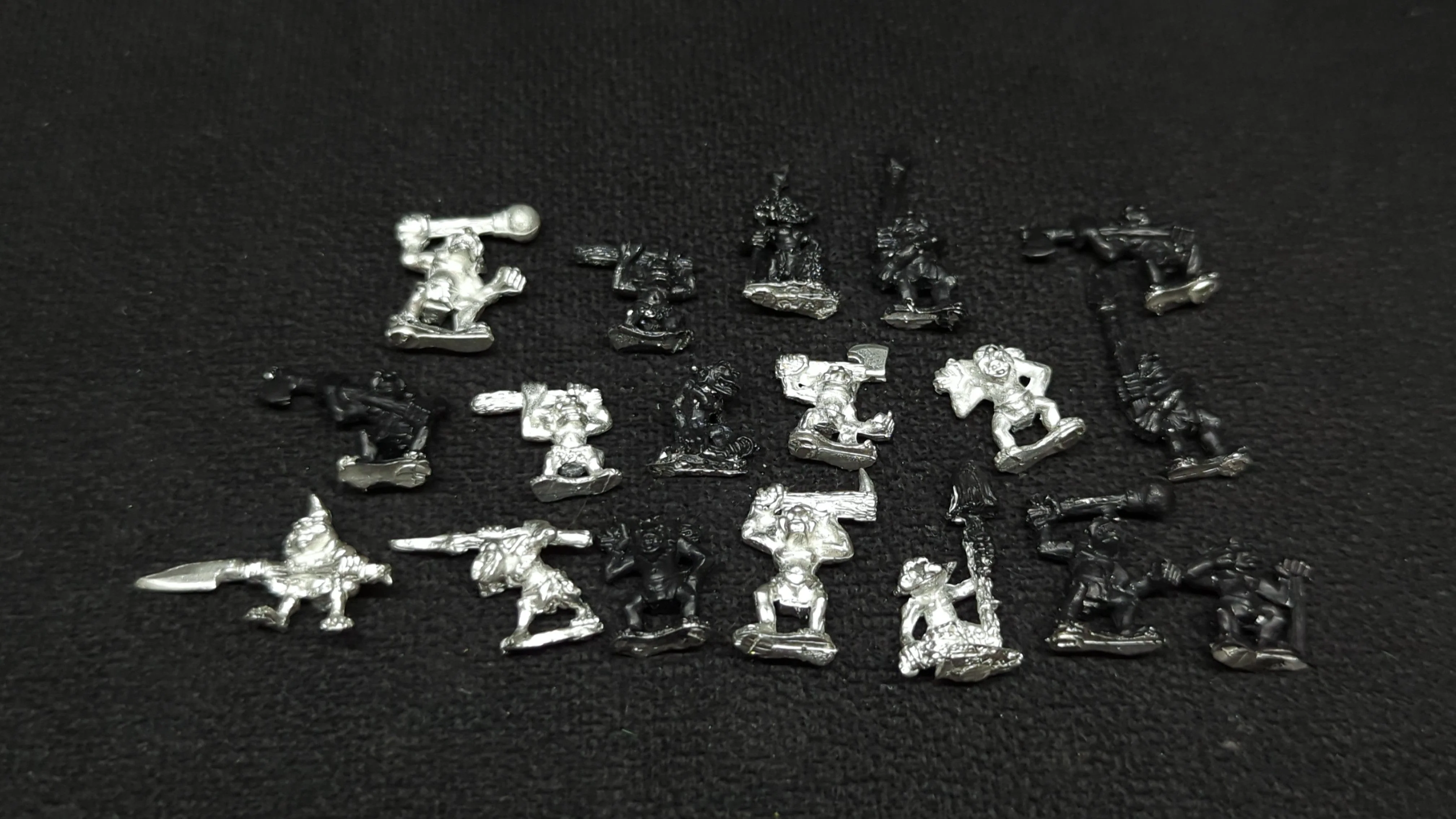 The Old World Orc & Goblin Tribes : Snotlings x18