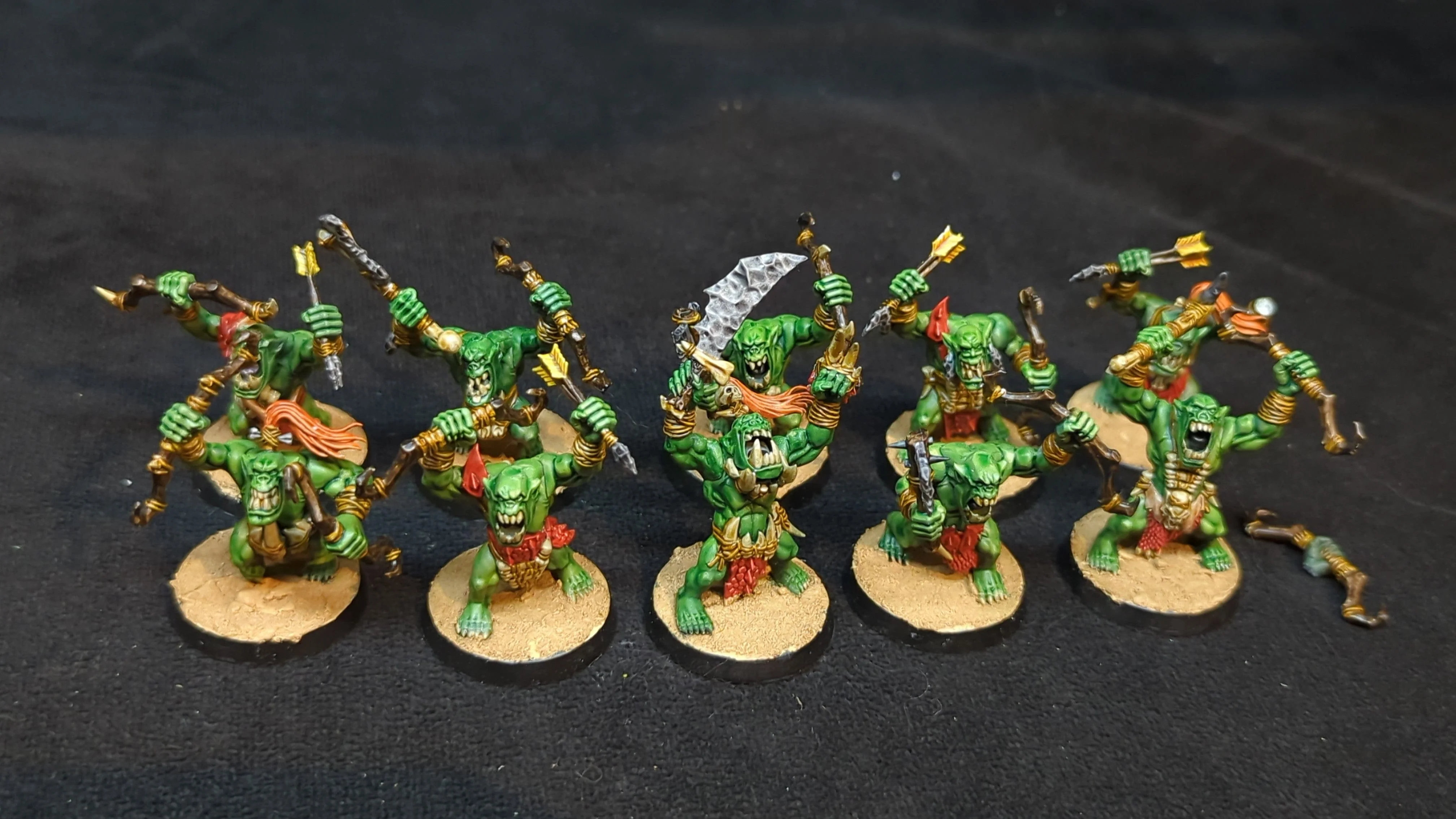 The Old World Orks Savages Archers x10 OOP Painted