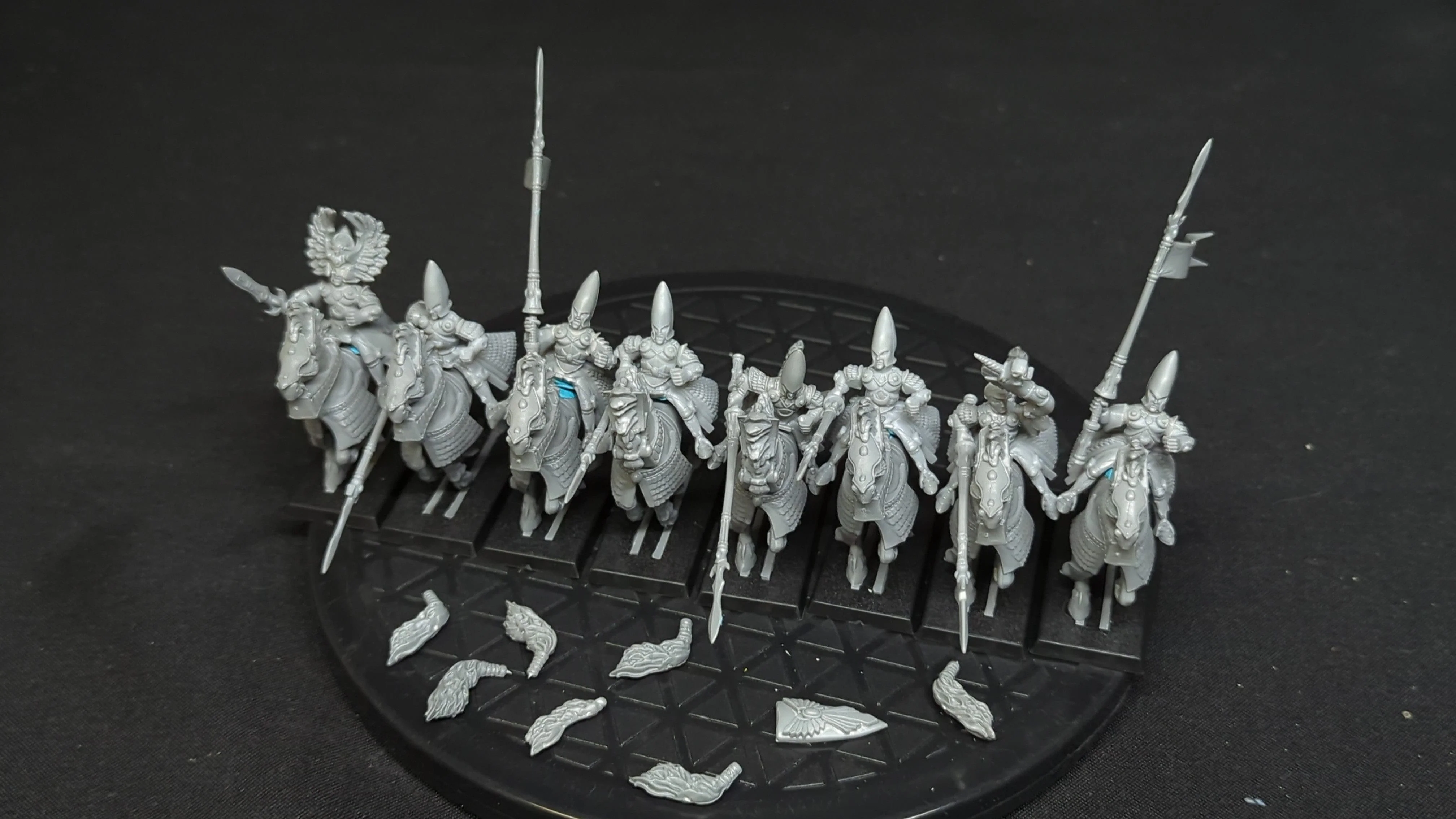 The Old World High Elf Realms Silver Helms x8
