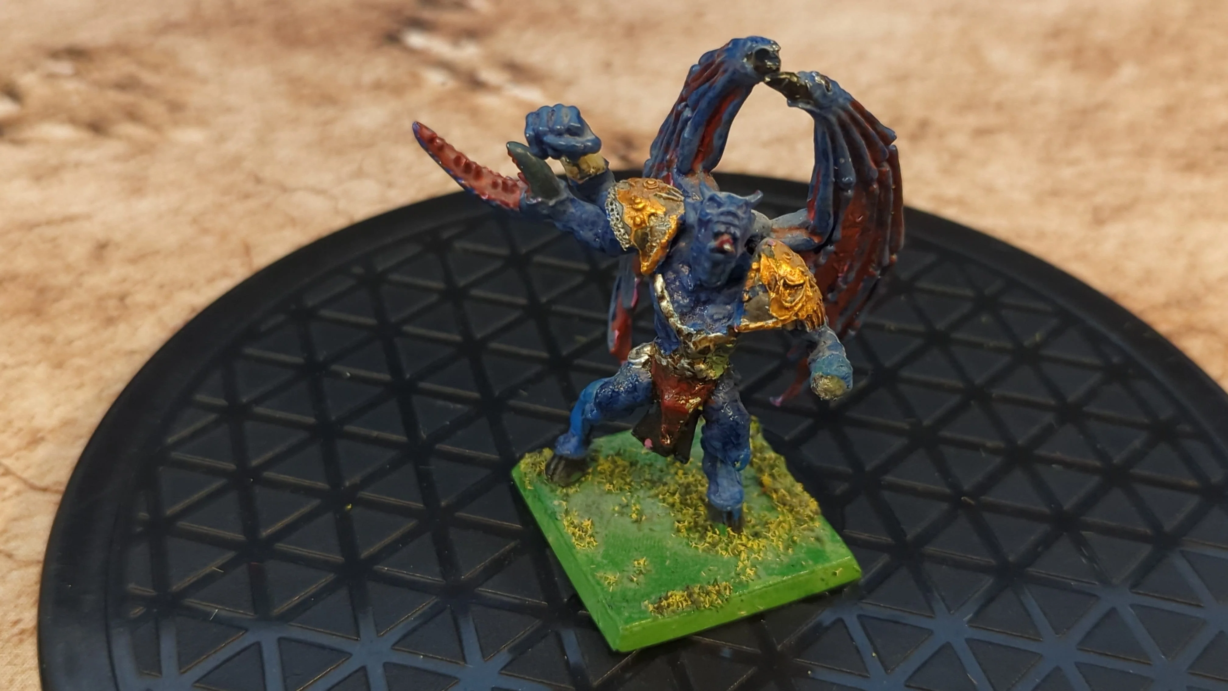 The Old World Daemon Prince of Slaanesh (OOP Metal) x1 OOP Painted