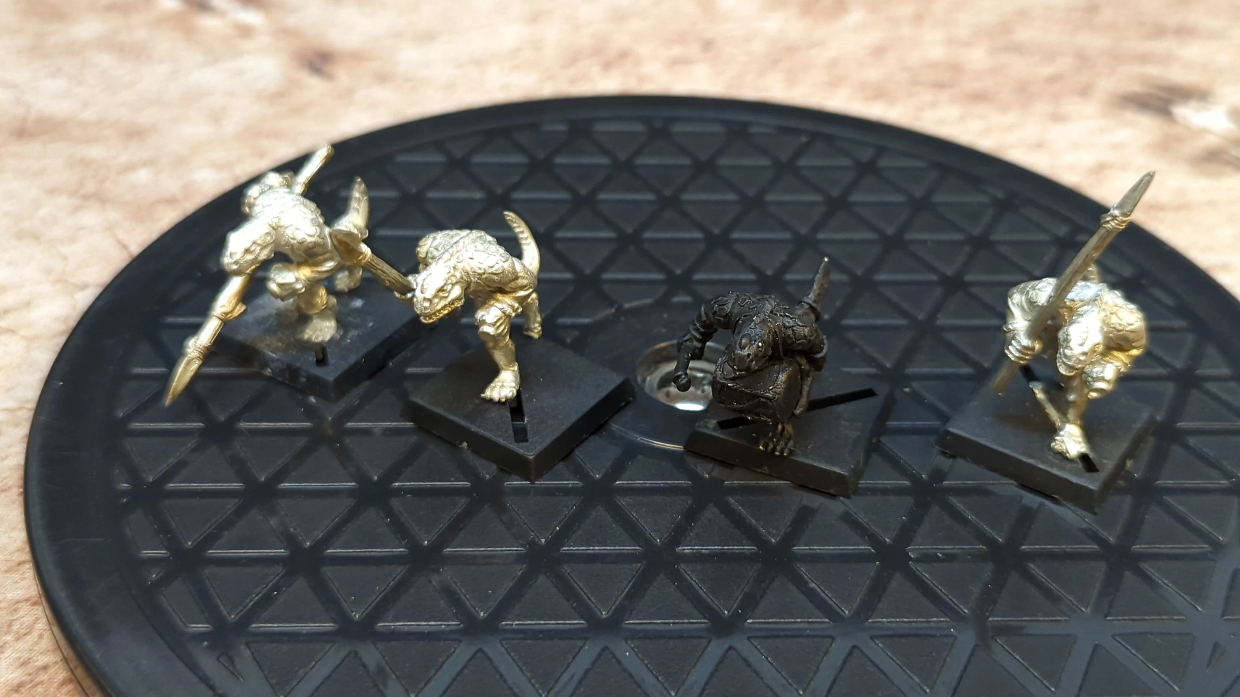The Old World Seraphon Saurus Warriors (metal) x4
