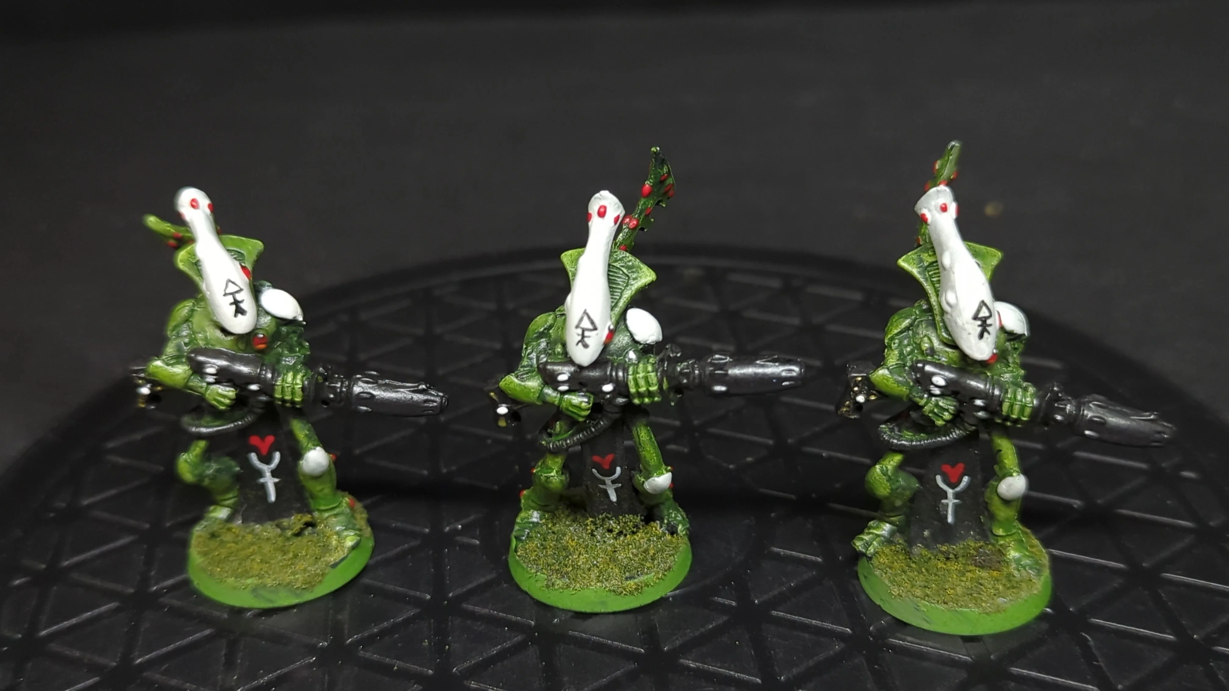 Warhammer 40k Wraithguard (oop metal) x3 OOP Painted