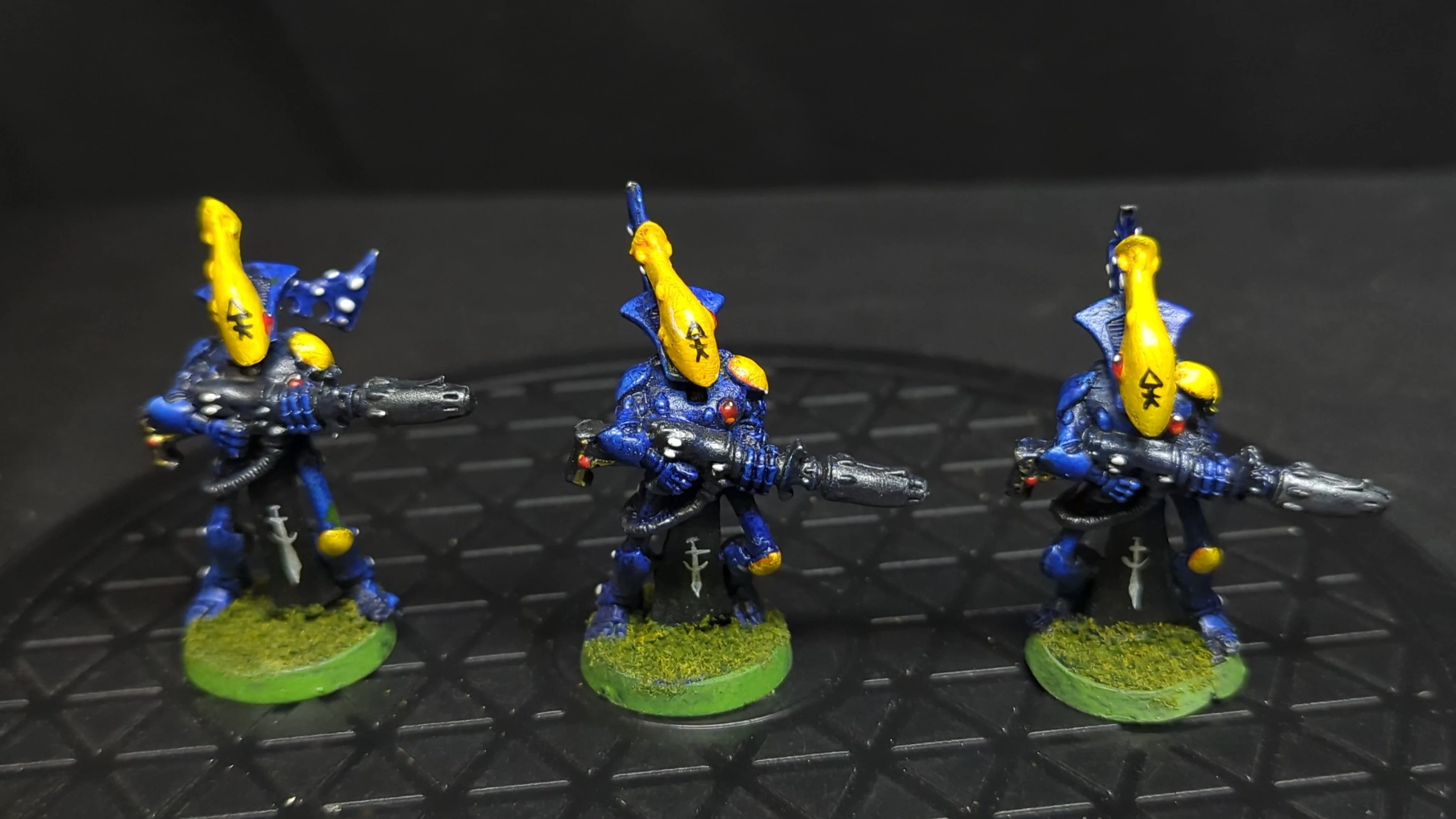 Warhammer 40k Wraithguard (oop metal) x3 OOP Painted