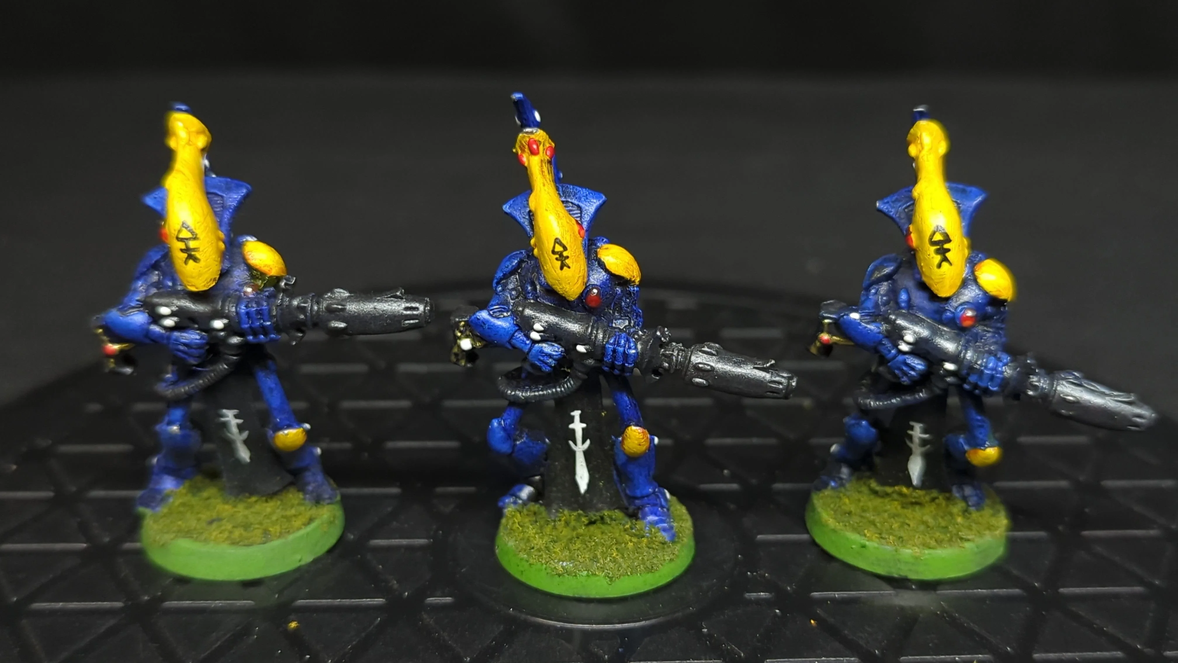 Warhammer 40k Wraithguard (oop metal) x3 OOP Painted