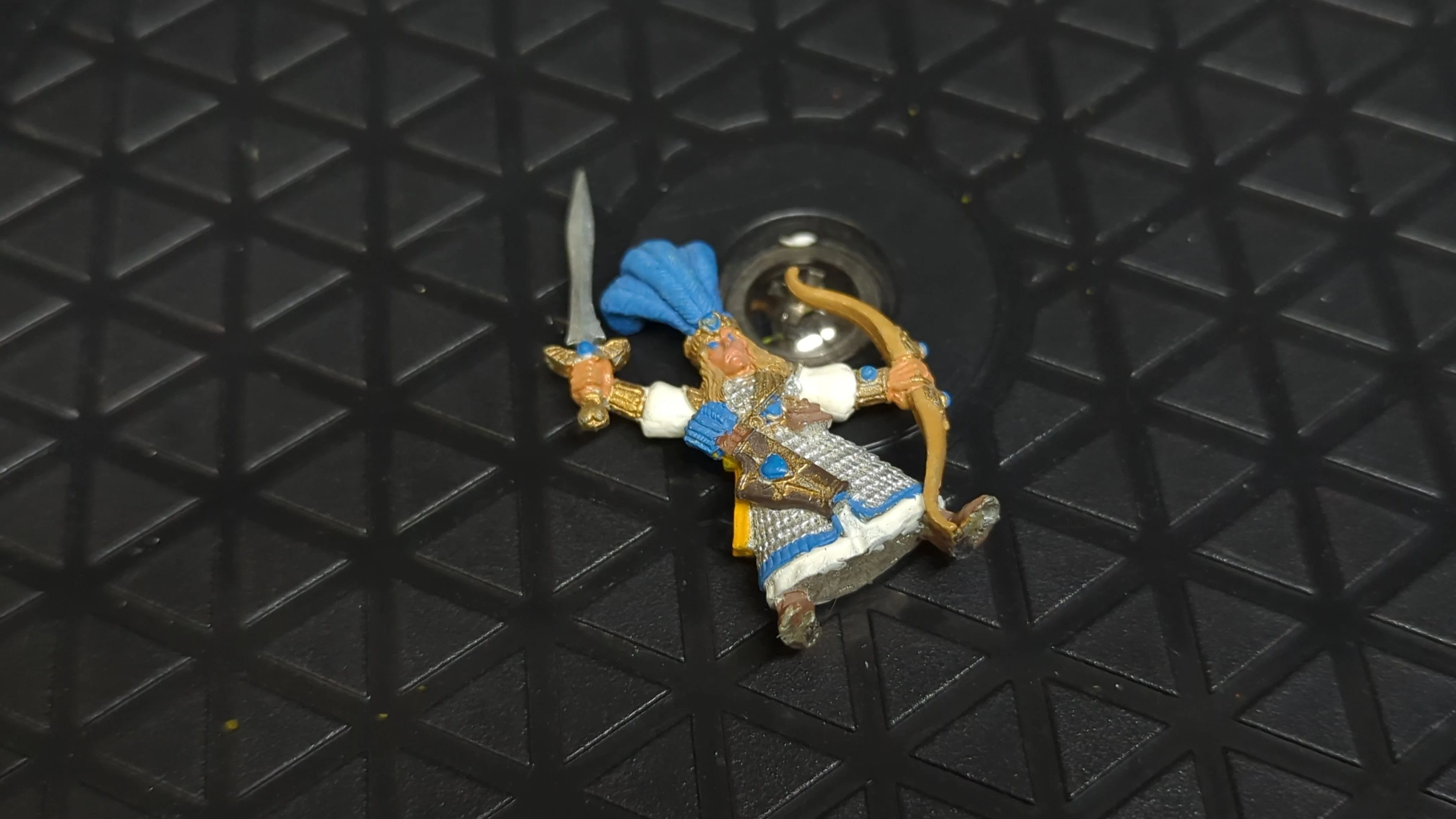 The Old World High Elf Archer Champion (OOP Metal) x1