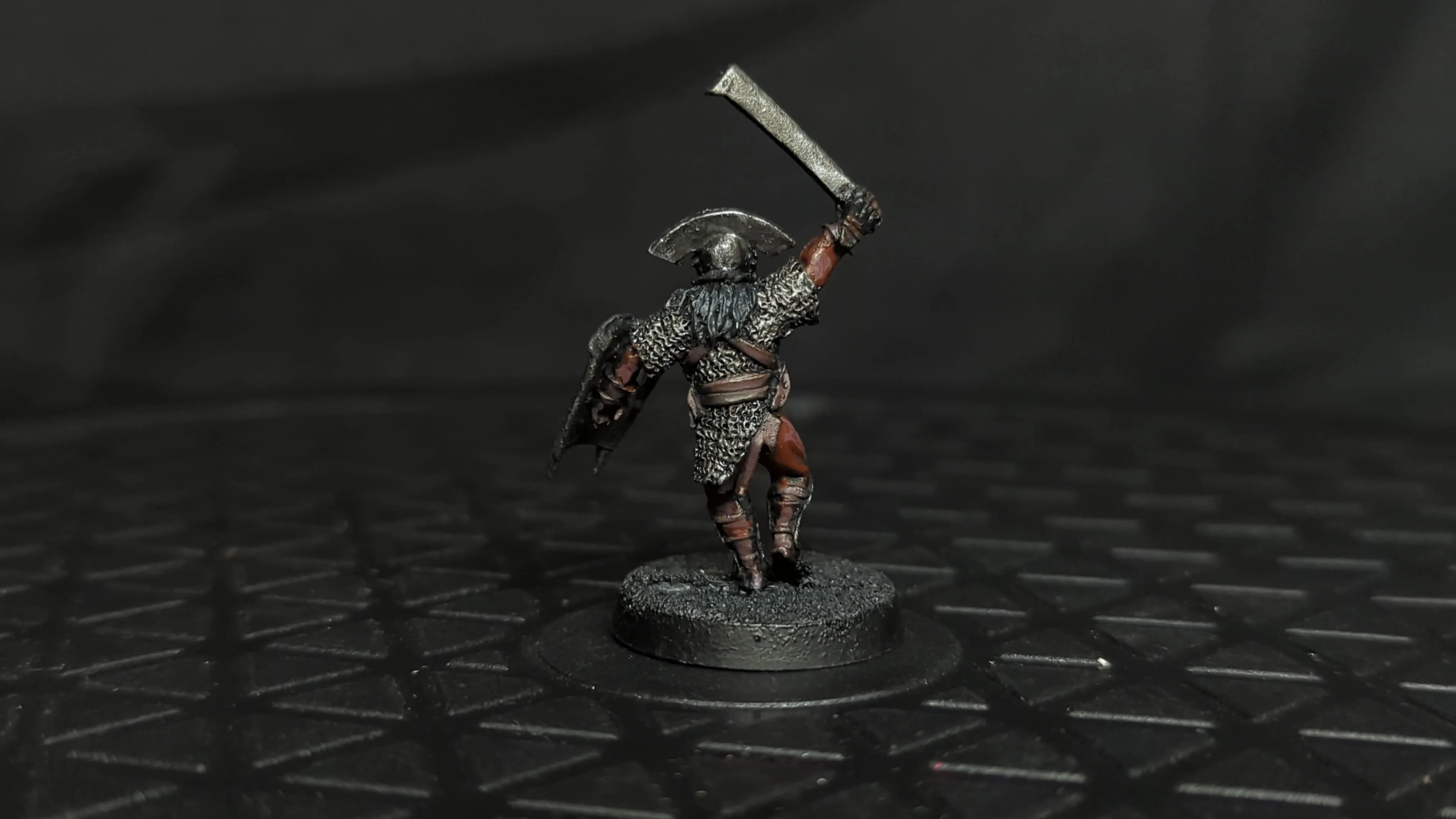 Lord of the Rings Middle-Earth Uruk Hai Captain (OOP) x1 OOP Painted - Image 2