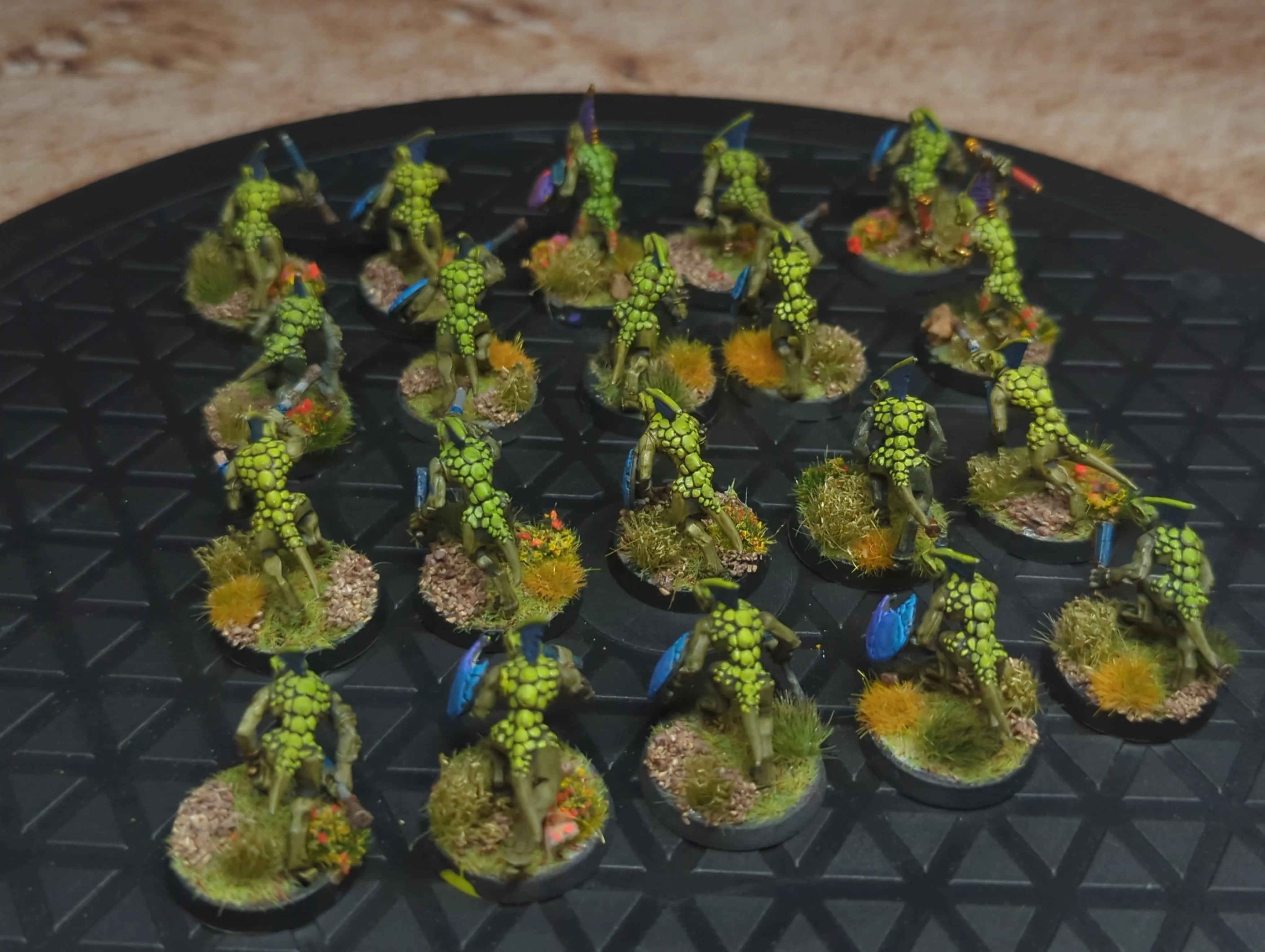 Age of Sigmar Seraphon Skinks x20 Painted - Image 2