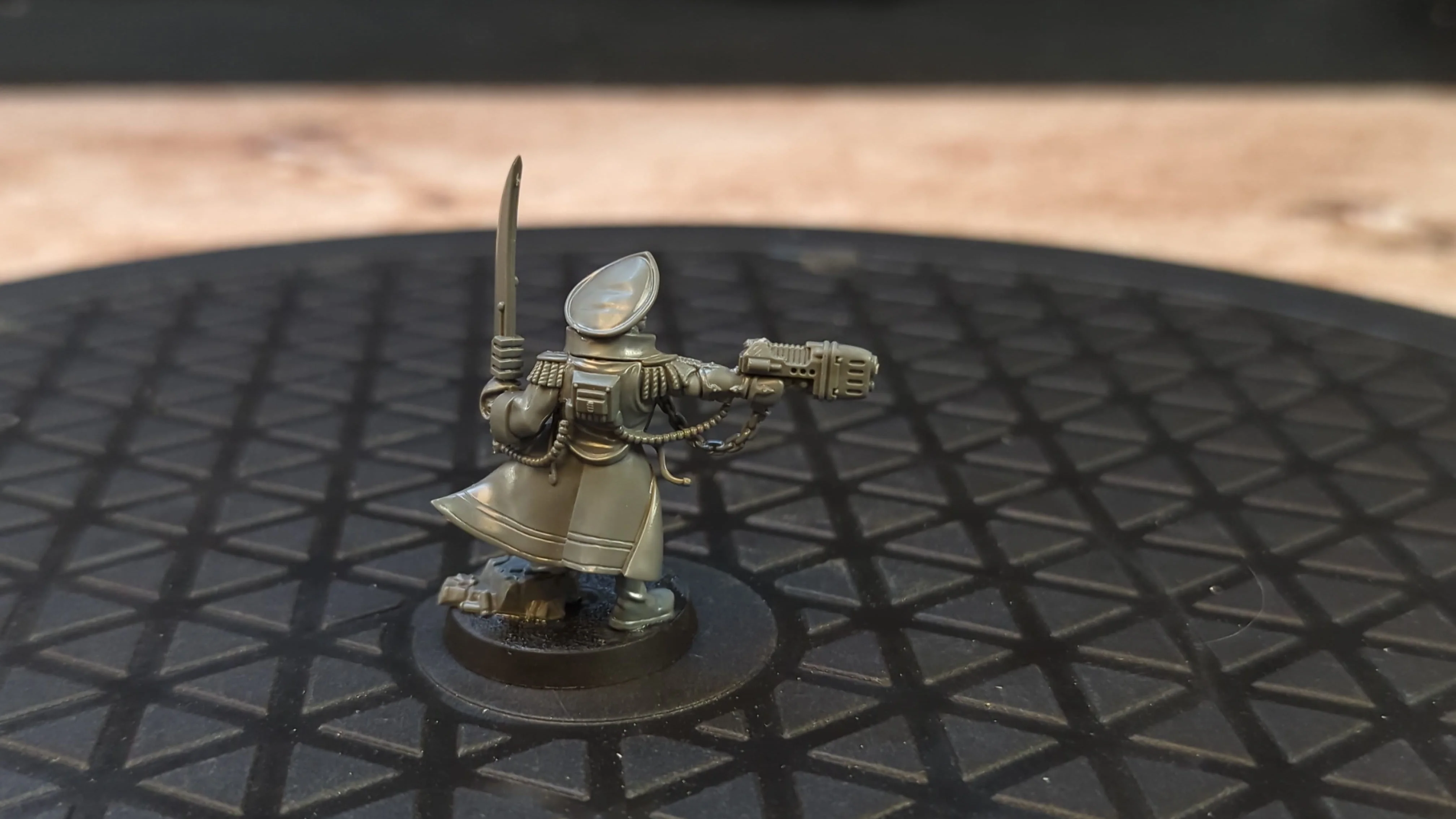 Warhammer 40k Astra Militarum Commissar x1 - Image 2