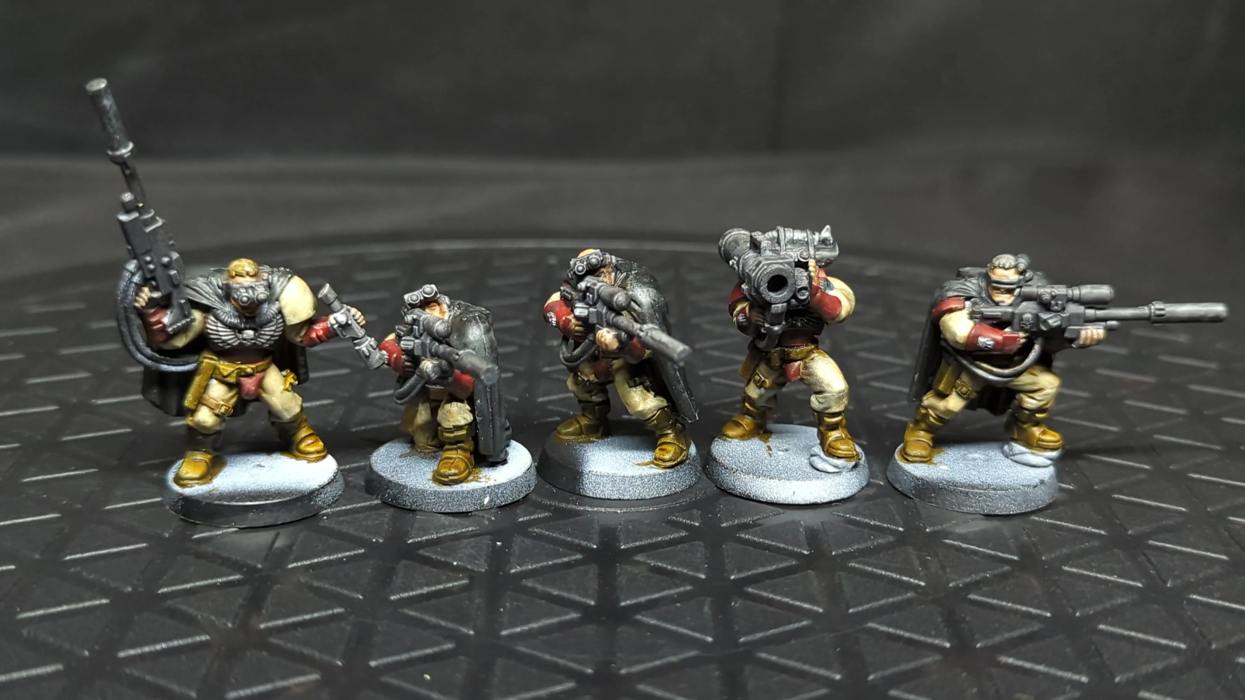 Warhammer 40k Space Marines Scouts x5 OOP Painted