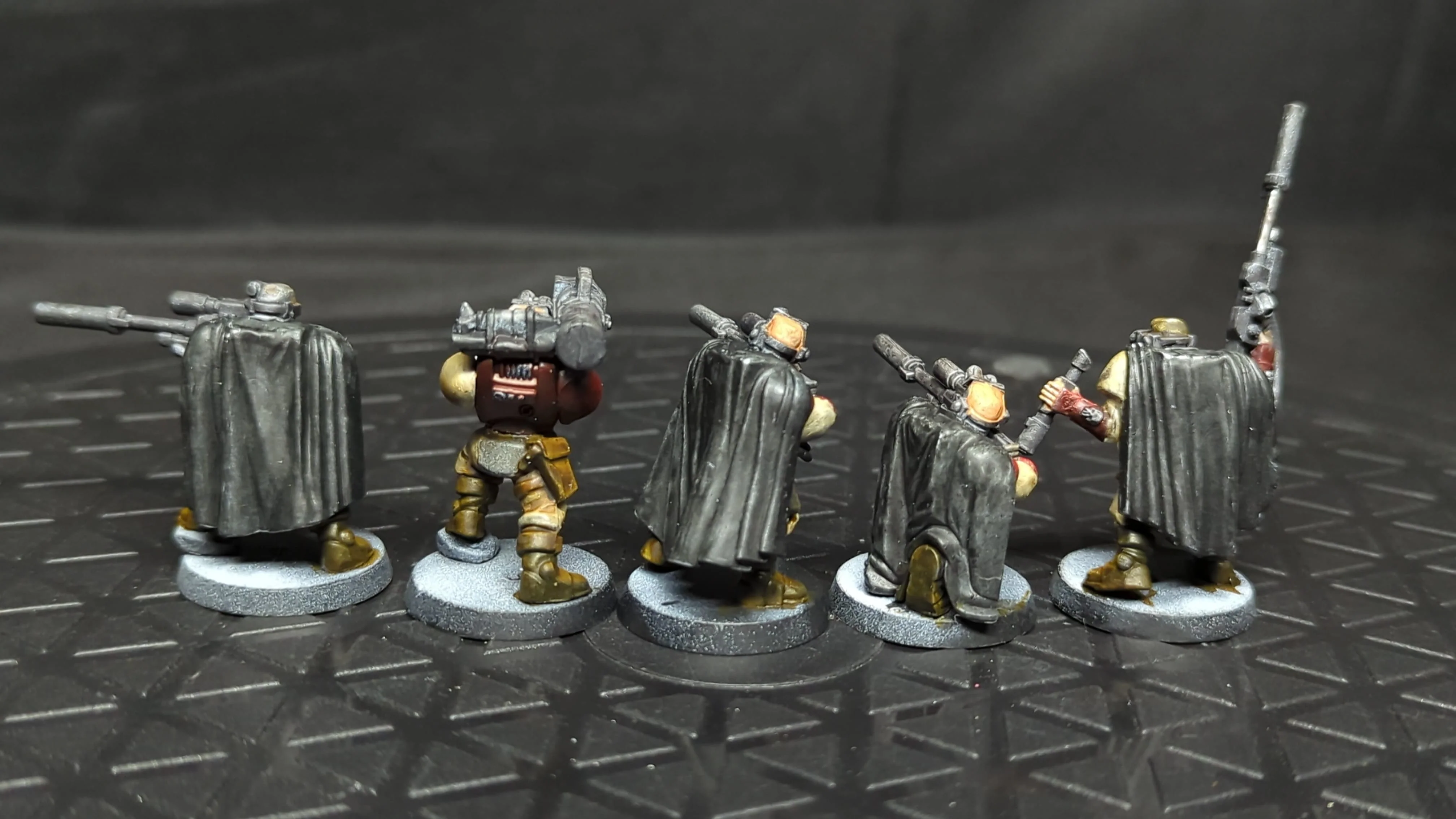 Warhammer 40k Space Marines Scouts x5 OOP Painted - Image 2