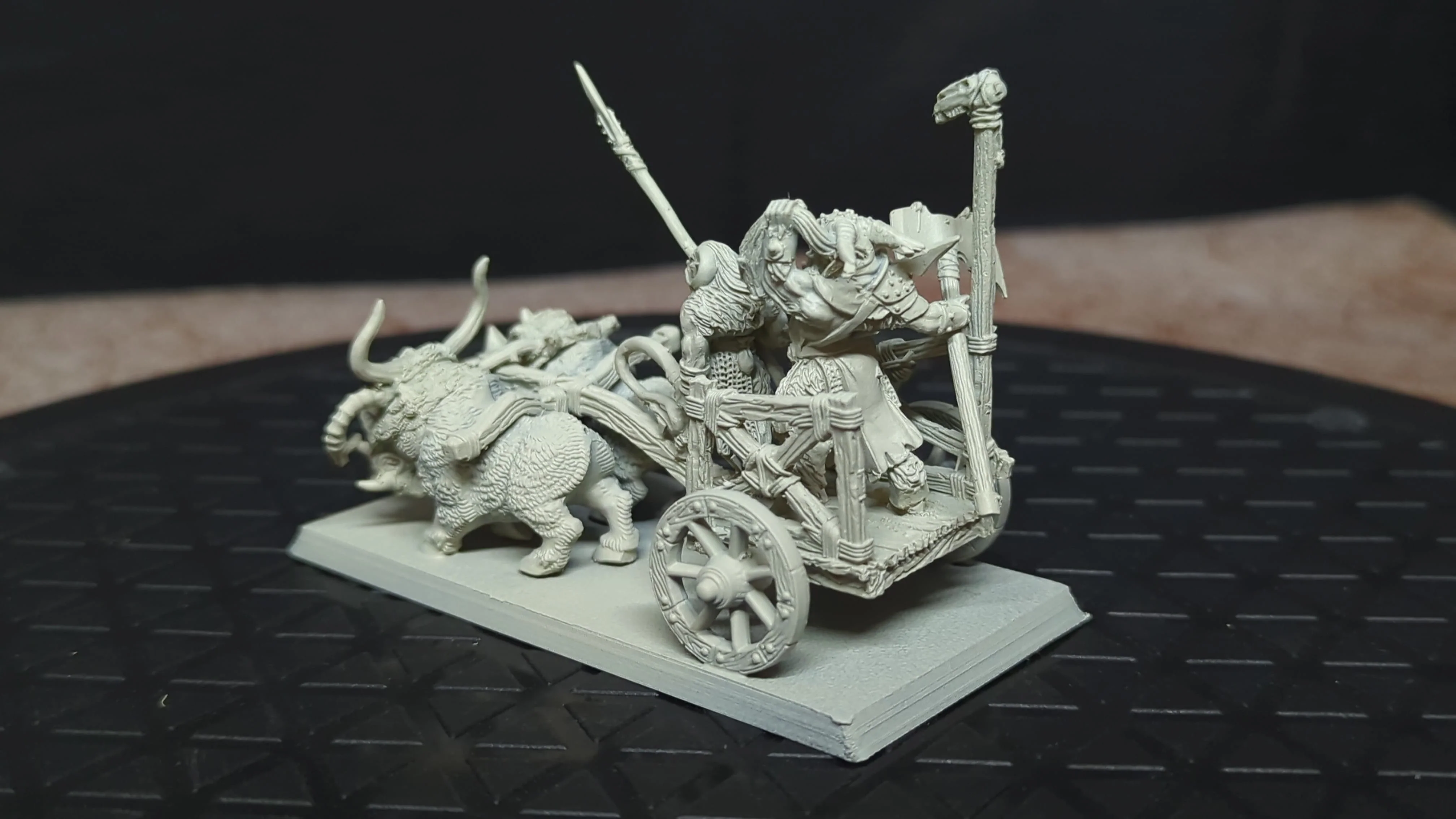 The Old World Beastmen Brayherds Tuskgor Chariot x1 - Image 2