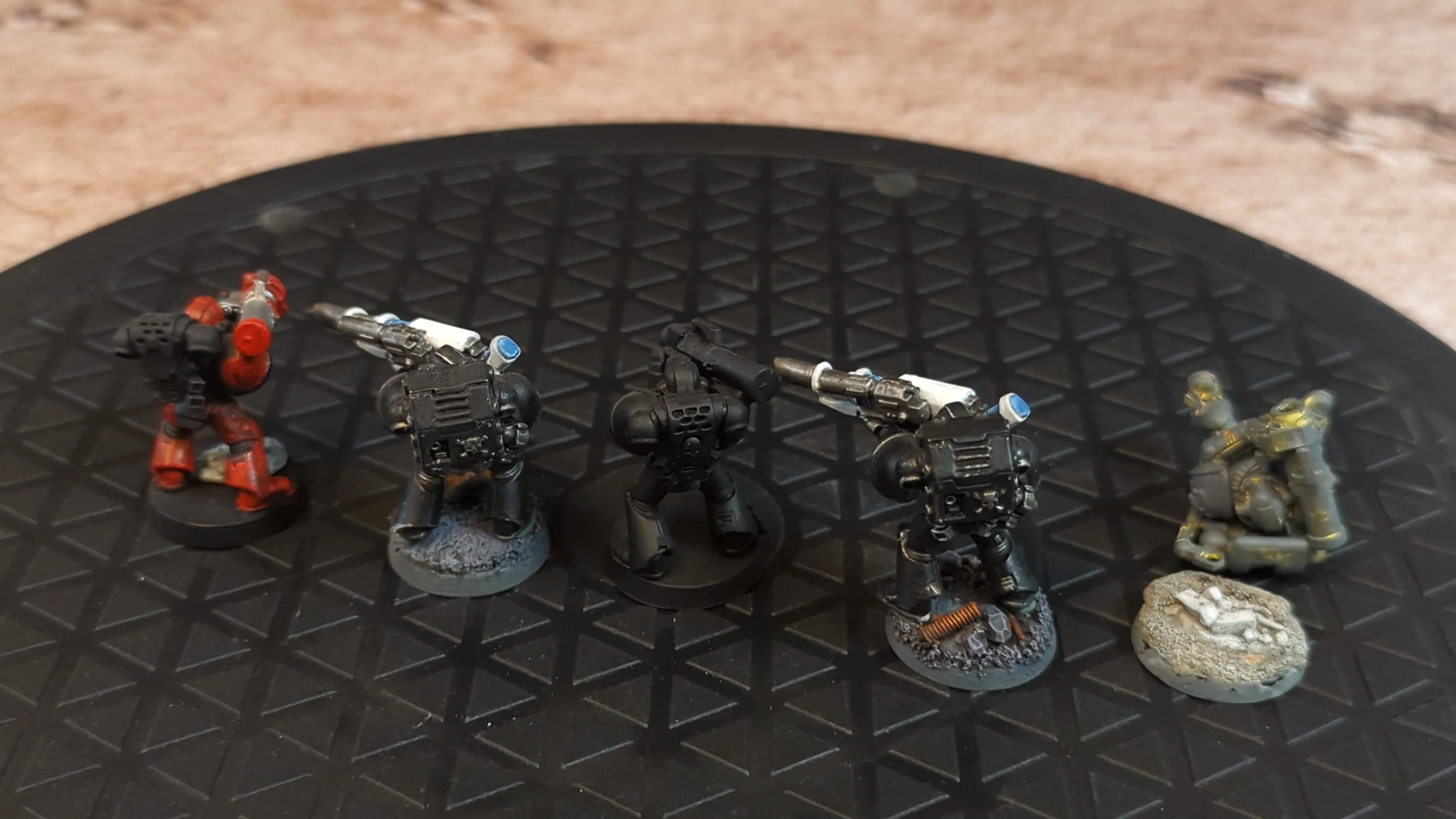 Warhammer 40k Space Marines Devastator Squad x5 - Image 2