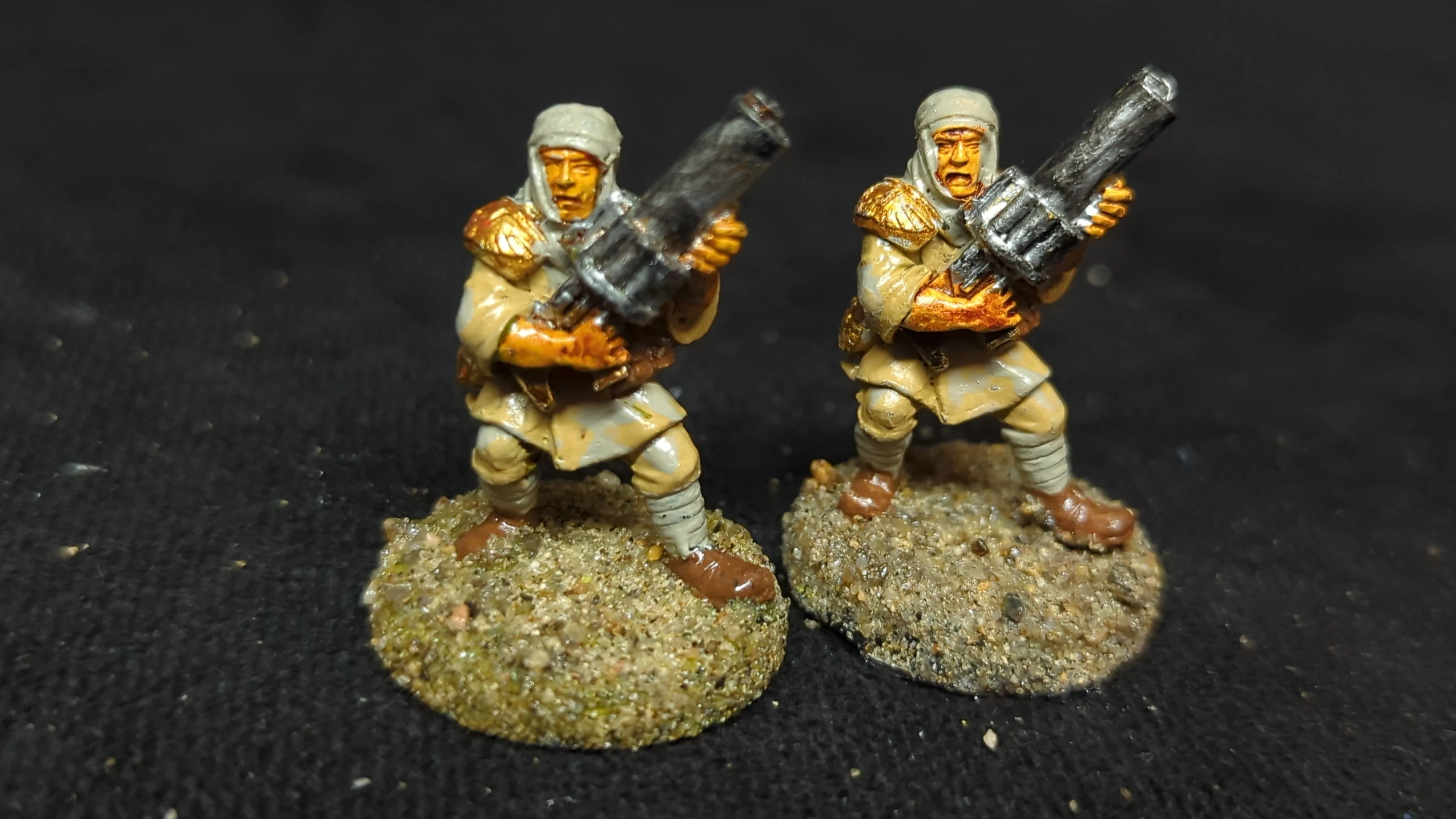 Warhammer 40k Astra Militarum Tallarn with Grenade Launcher x2 OOP Painted